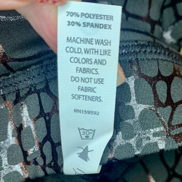 NWT Glyder Splendid Bra Small Black Sports Bra Gator Gloss Animal Shiny Stretch - Picture 9 of 15